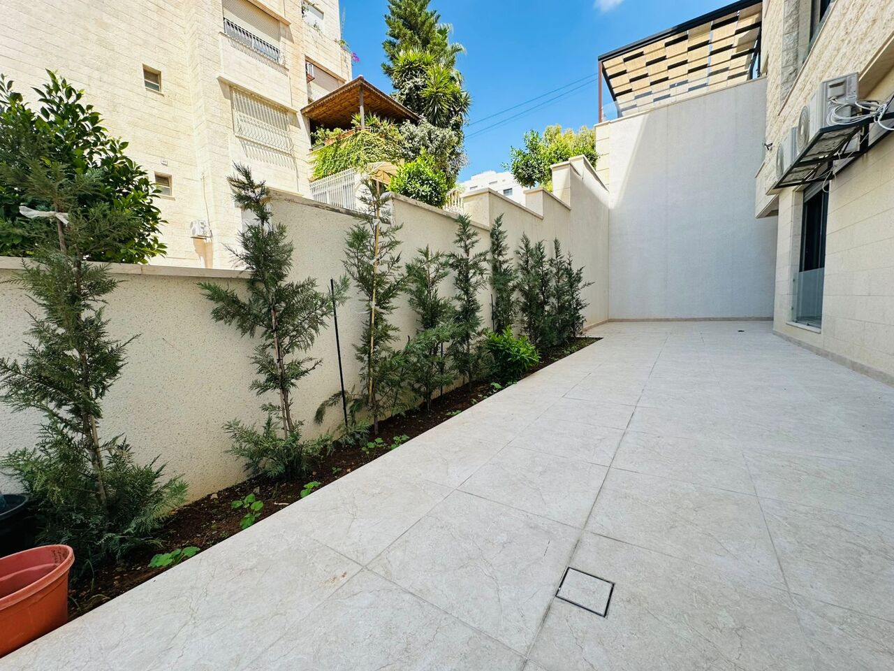 Abdoun, Apartments, Flats, Houses & Villas, JOD 18000/year,  3 BR,  180 Sq. Meter,  Open Ground Floor Apartment For Rent Configuration Options Ground Floor Apartment For Rent