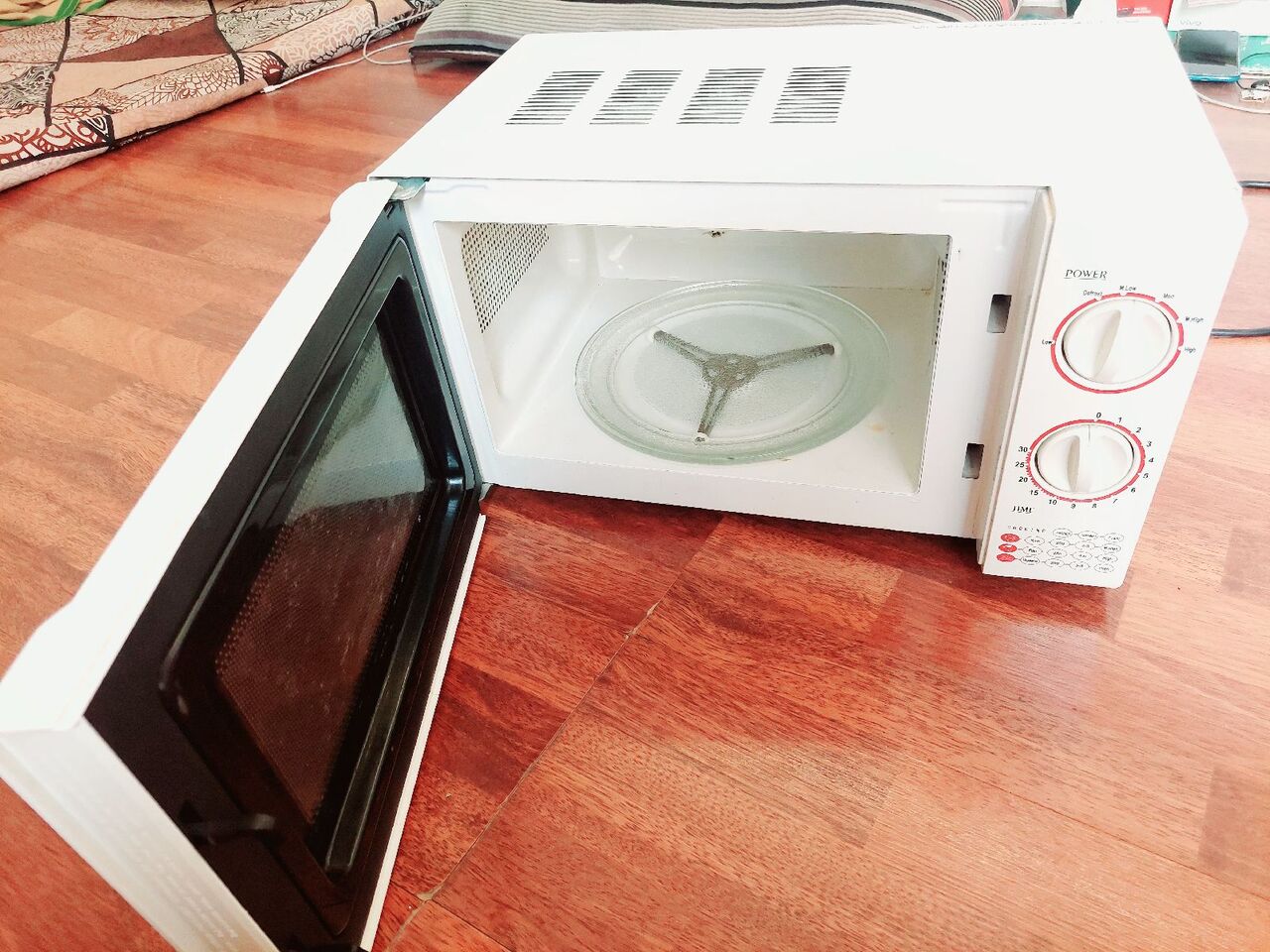 Al Shemaysi, Appliances, SAR 220,  Microwave Household Items For Sale &ndash; Good Condition  I Am Sell