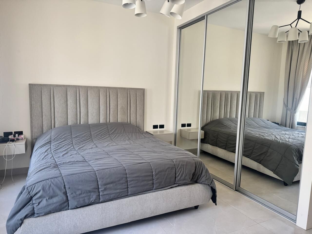 Abdoun, Apartments, Flats, Houses & Villas, JOD 20000/year,  Furnished,  3 BR,  140 Sq. Meter,  Apartments For Rent
