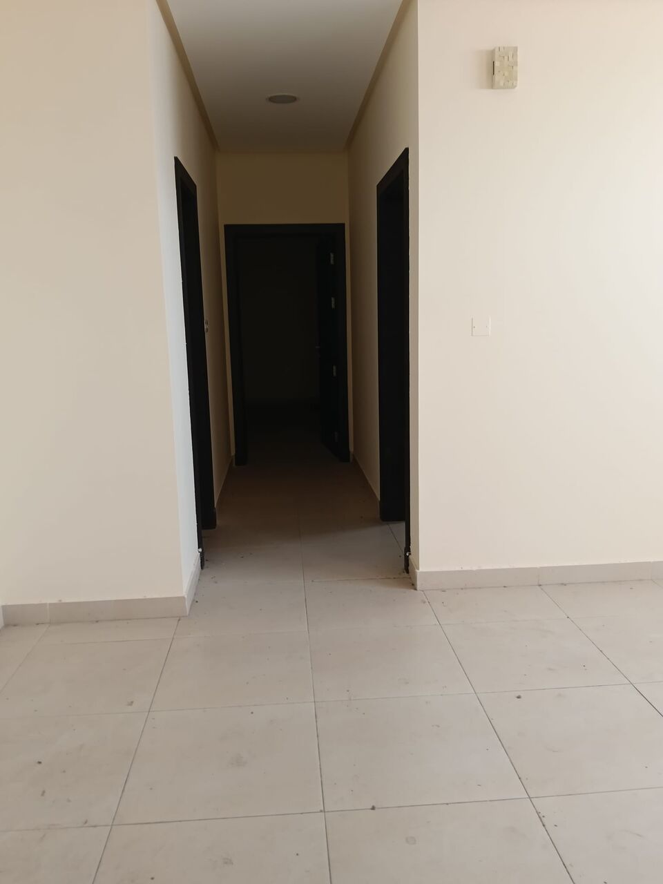 Gudaibiya, Apartments, Flats, Houses & Villas, BHD 270/month,  2 BR,  2 Bedroom Unfurnished Flat For Rent With Ewa