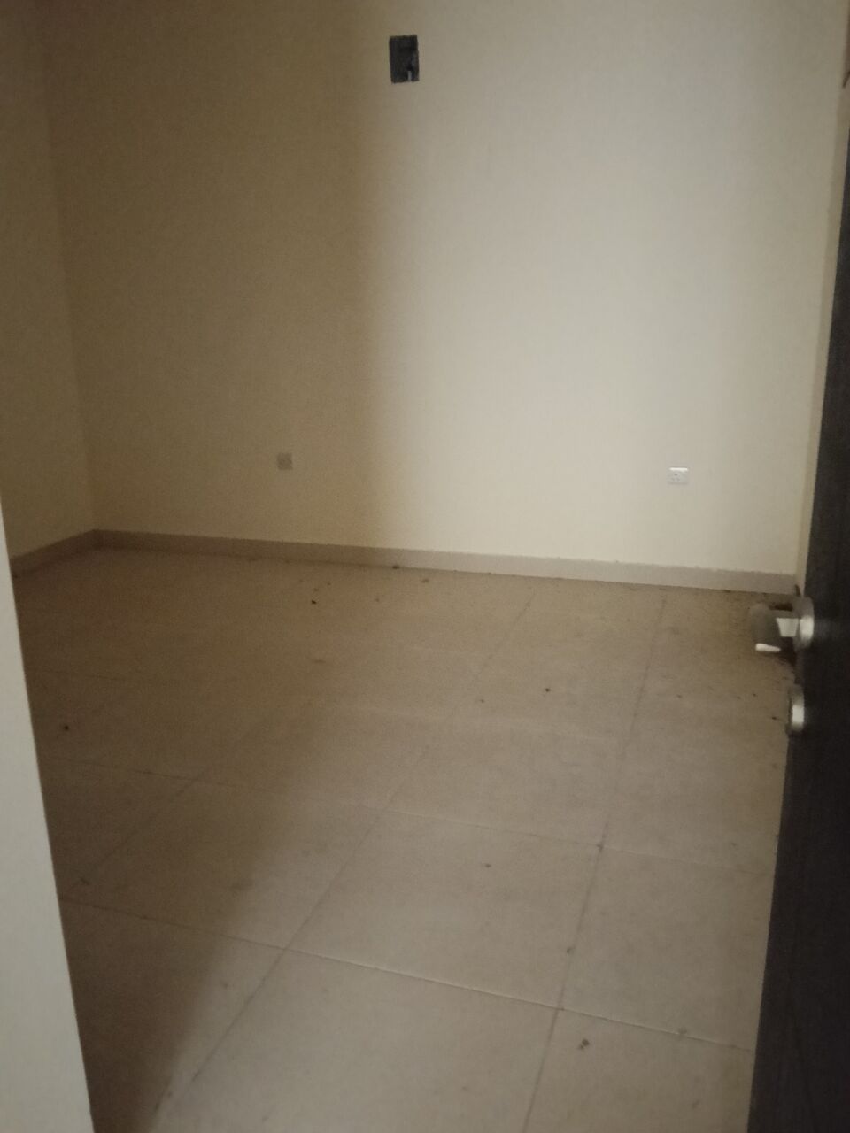 Gudaibiya, Apartments, Flats, Houses & Villas, BHD 270/month,  2 BR,  2 Bedroom Unfurnished Flat For Rent With Ewa