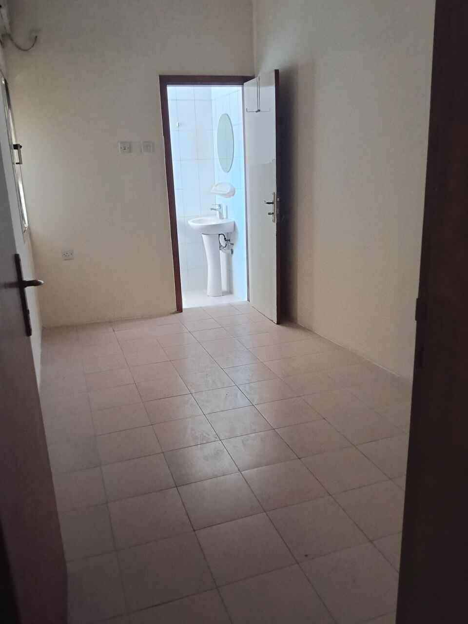 Hoora, Apartments, Flats, Houses & Villas, BHD 220/month,  2 BR,  2 Bedroom Unfurnished Flat For Rent With Ewa