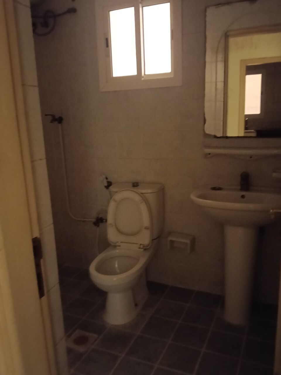 Hoora, Apartments, Flats, Houses & Villas, BHD 220/month,  2 BR,  2 Bedroom Unfurnished Flat For Rent With Ewa