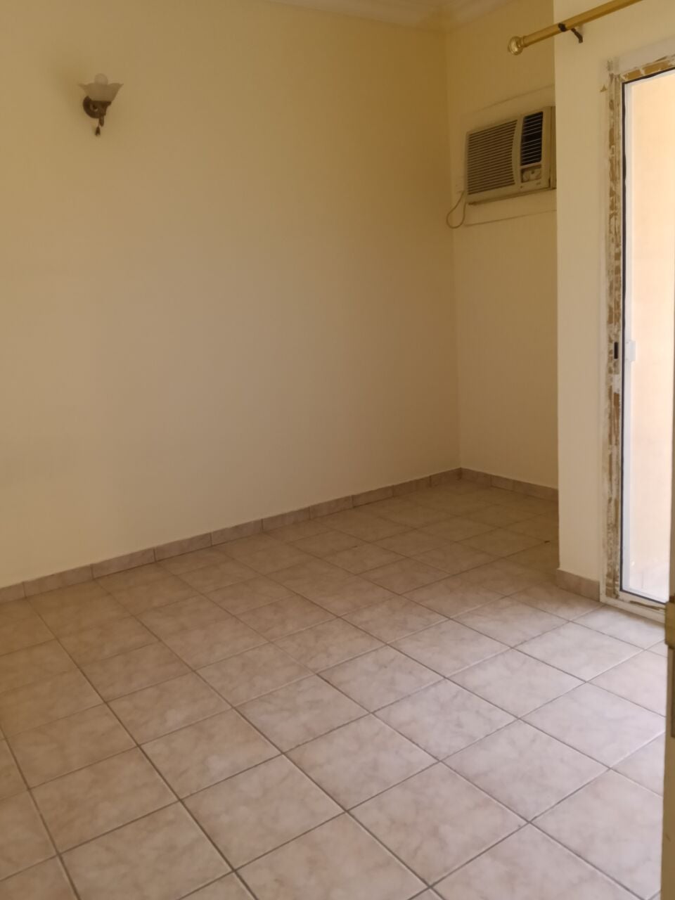 Hoora, Apartments, Flats, Houses & Villas, BHD 220/month,  2 BR,  2 Bedroom Unfurnished Flat For Rent With Ewa