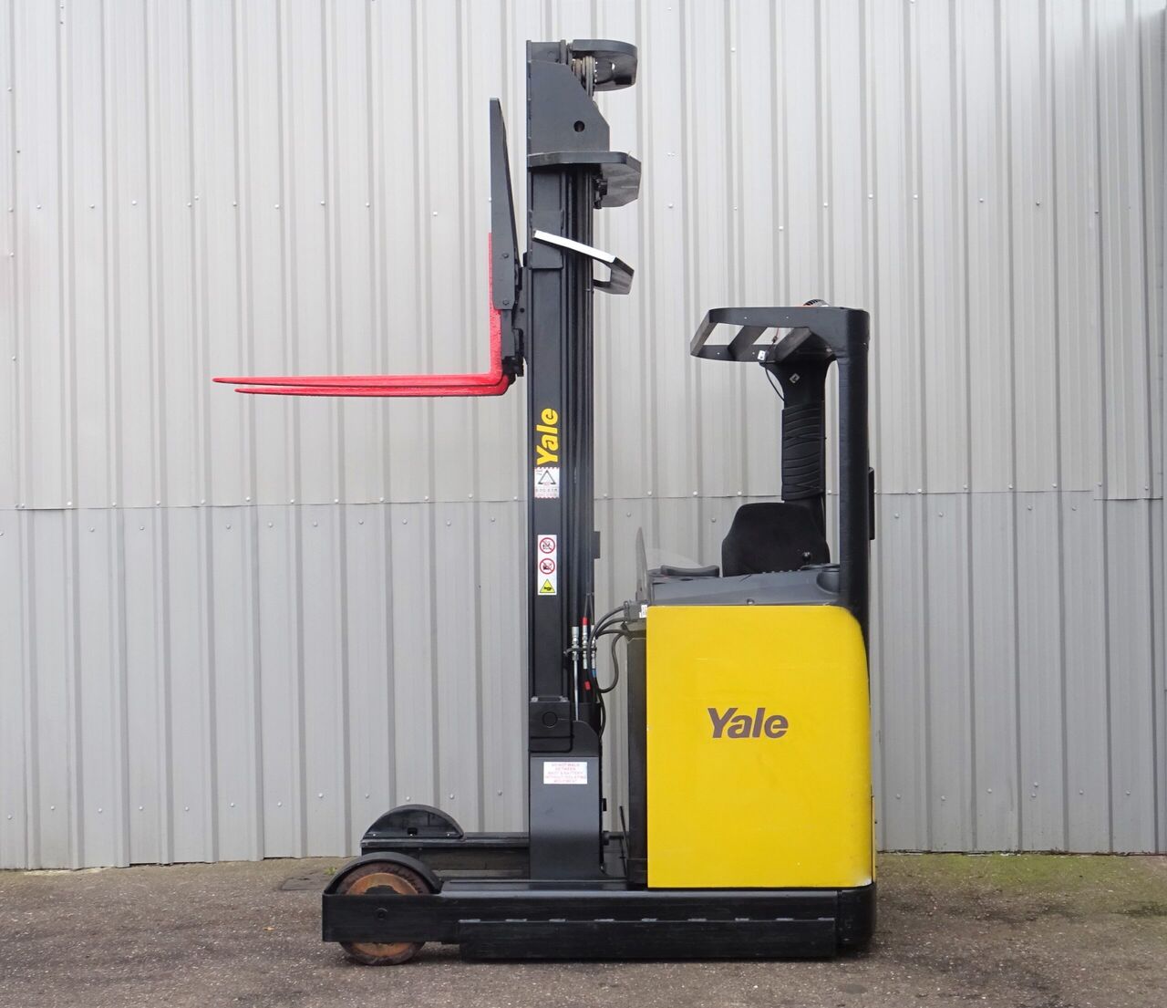 Jeddah, Jobs, REQUIRED REACH TRUCK OPERATOR