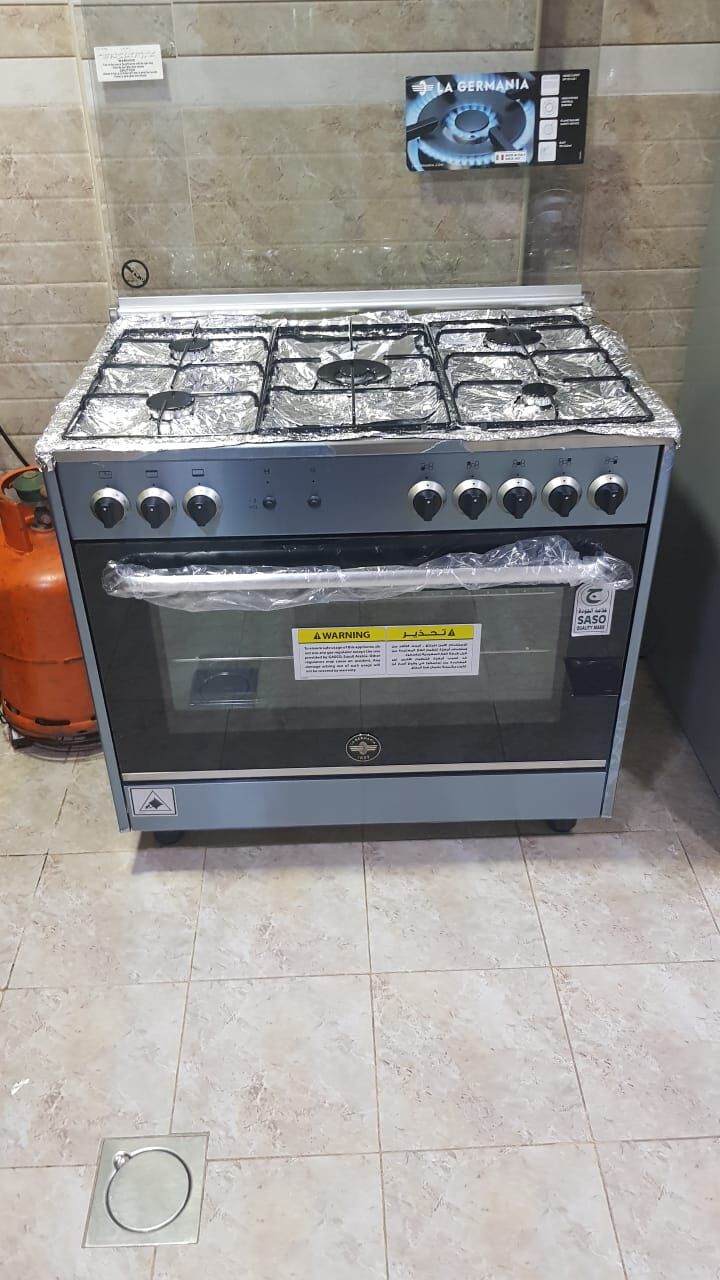 Al Jubail Al Balad, Household Items, SAR 10000,  Item For Sell Furniture, Fridge, Bed Set, Chairs, Dining Table, Gas Stove