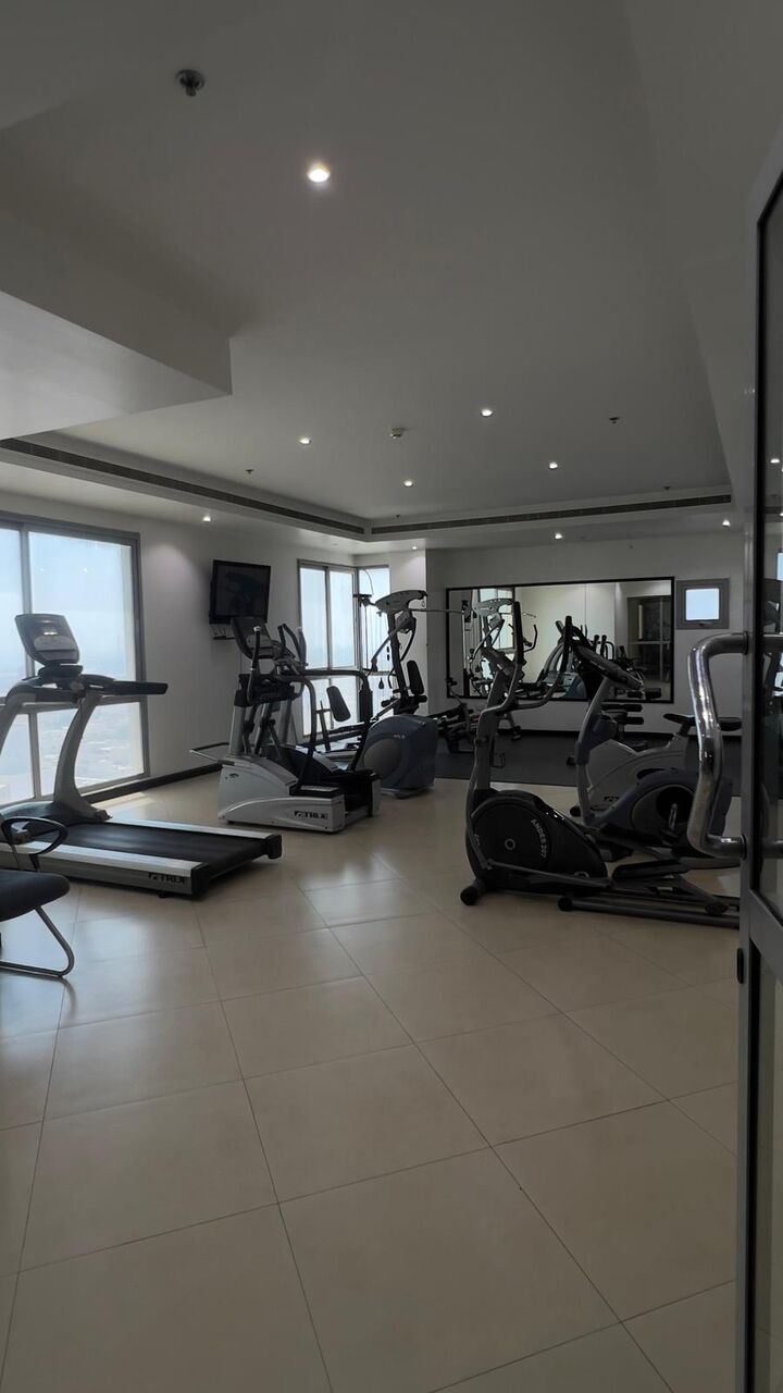Juffair, Rooms for Rent, BHD 150/month,  Furnished,  Luxury Room Available In A Spacious Flat