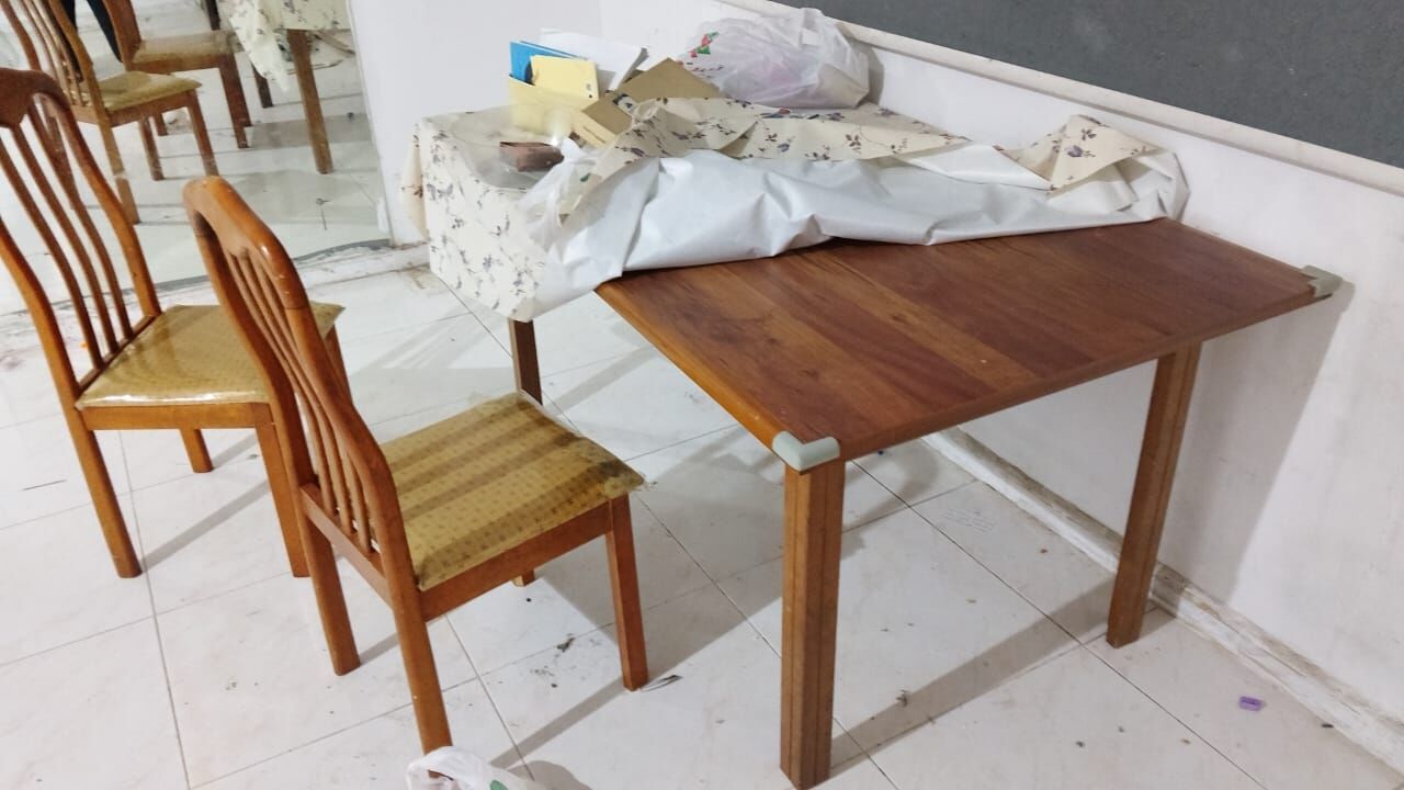 Khobar, Furniture, SAR 400,  Selling Table With 2 Chairs And Blinds New