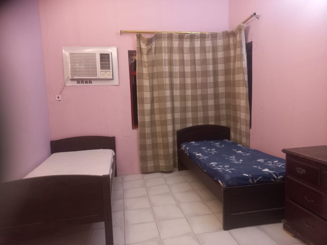 Juffair, Rooms for Rent, BHD 140/month,  Furnished,  Room With Attached Bathroom