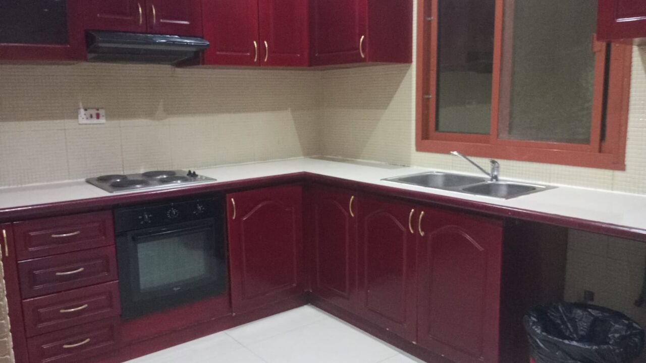 Juffair, Rooms for Rent, BHD 150/month,  Furnished,  Spacious Flat With Balcony
