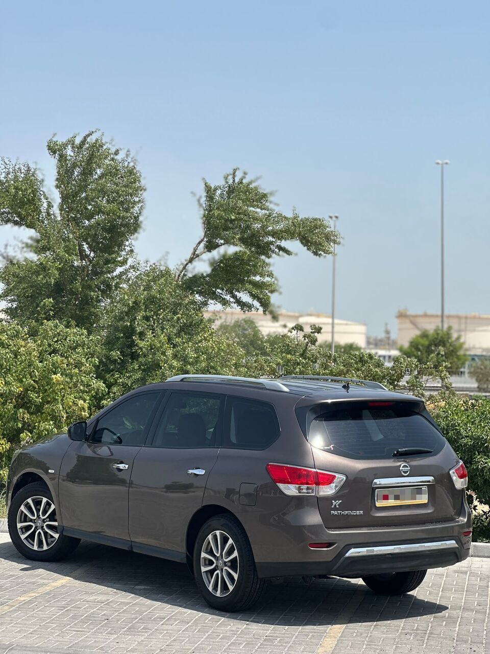 Riffa, Vehicles, Cars & Trucks , BHD 2500,  NISSAN PATHFINDER 2015 GREY,  2015,  Automatic,  151000 KM,