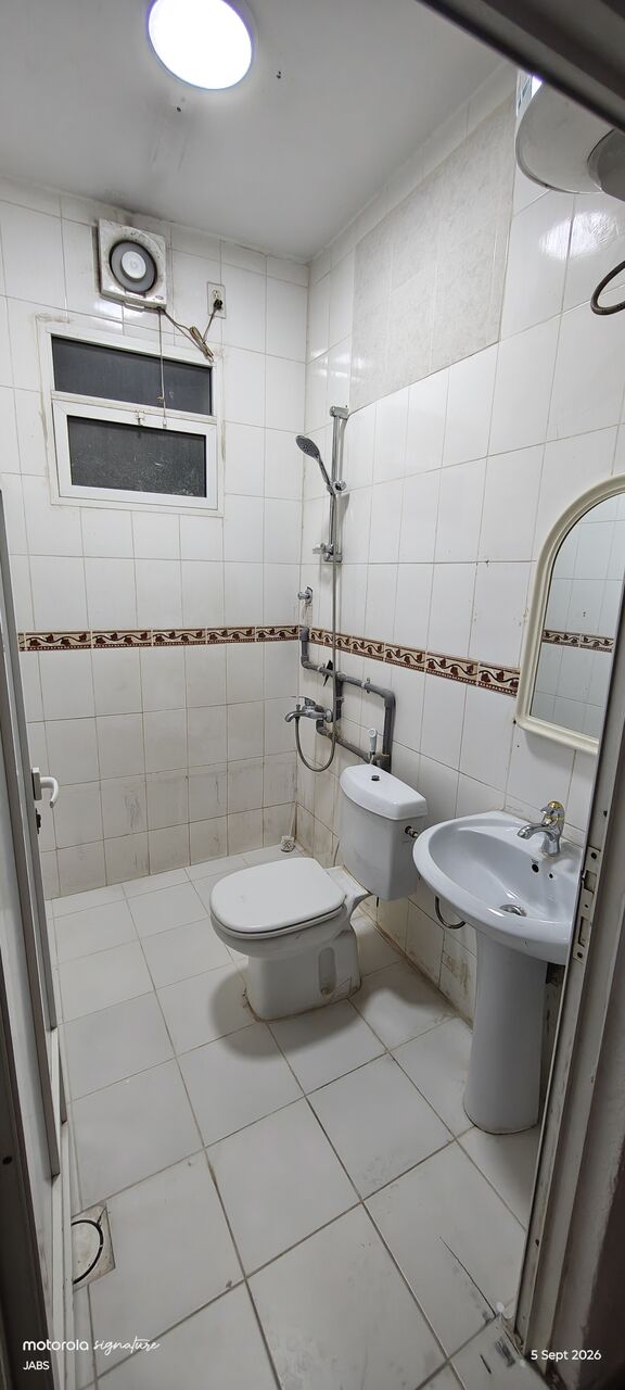 Jubail, Apartments, Flats, Houses & Villas, SAR 26000/year,  4 BR,  Family Flat Available For Rent 26K Rent - Al Jowhara