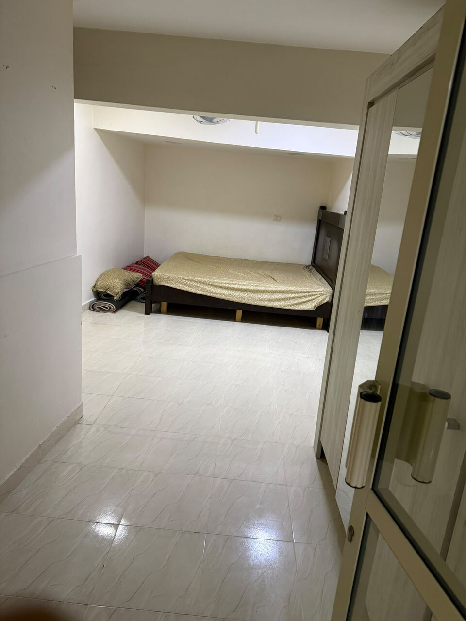 Jidhafs, Apartments, Flats, Houses & Villas, BHD 140/year,  1 BR,  RENT