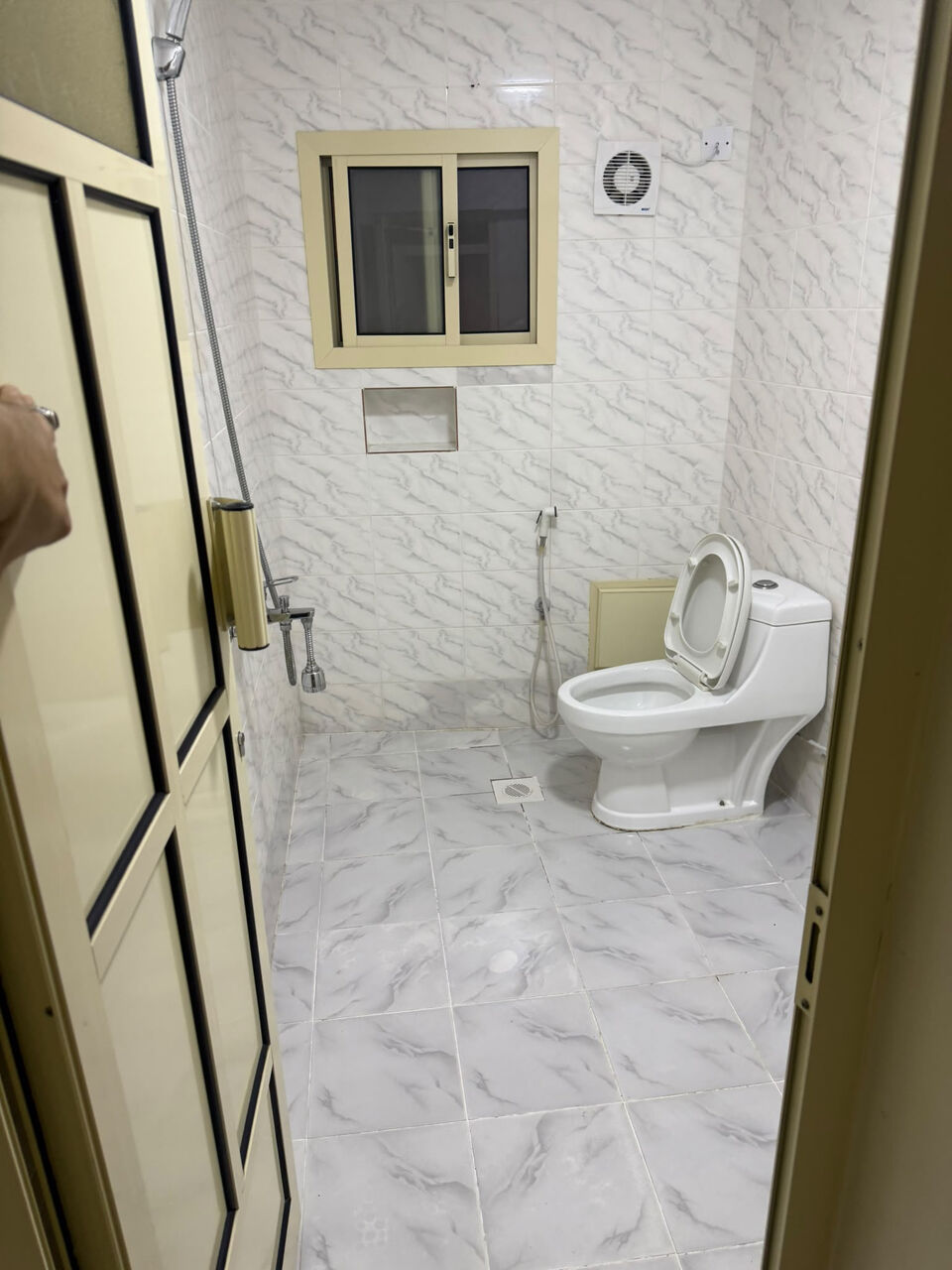 Jidhafs, Apartments, Flats, Houses & Villas, BHD 140/year,  1 BR,  RENT