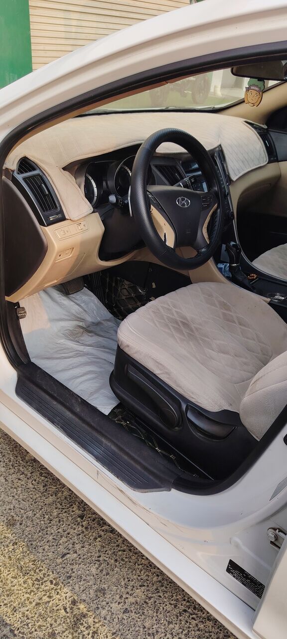 Rabigh, Vehicles, Cars & Trucks , SAR 23500,  Hondai SONATA,  2013,  Automatic,  650000 KM,  Car For Sell