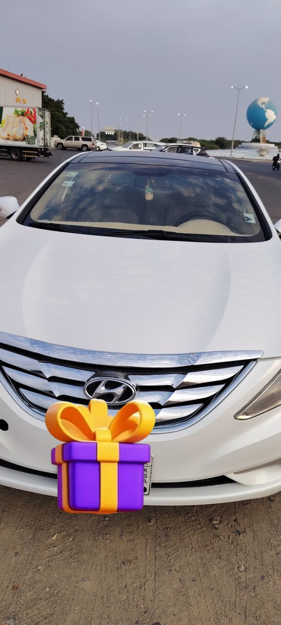 Rabigh, Vehicles, Cars & Trucks , SAR 23500,  Hondai SONATA,  2013,  Automatic,  650000 KM,  Car For Sell