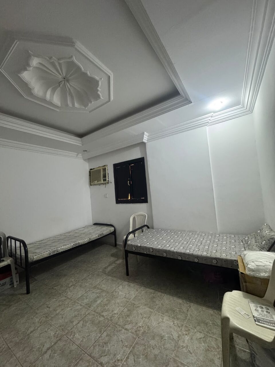 Jeddah, Bedspace For Rent, SAR 400/month,  🏠Bed Space Available In A📍Prime Location In Aziziya Including Electricity And Water