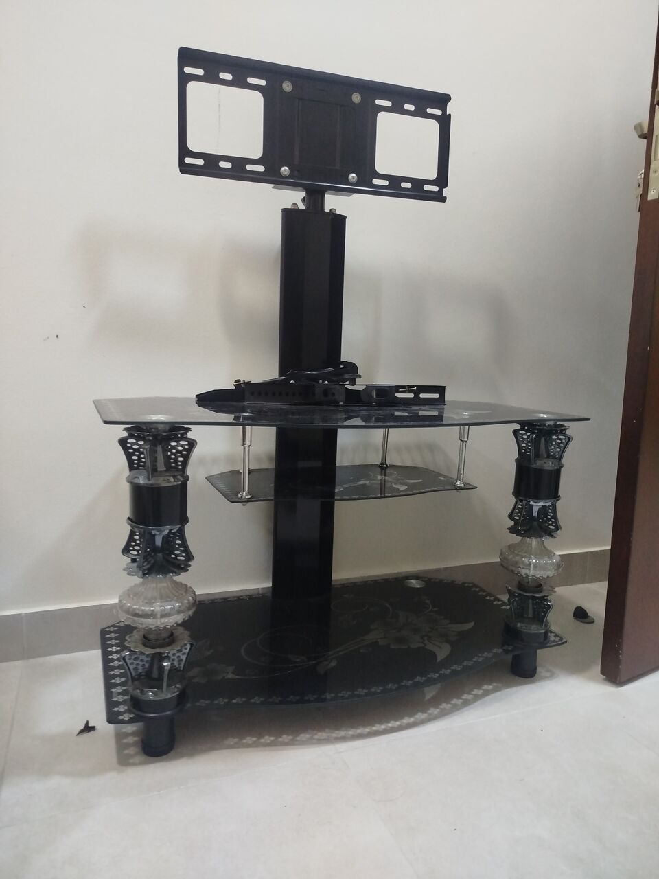 Tubli, Appliances, BHD 15,  Tv Stand For Sale