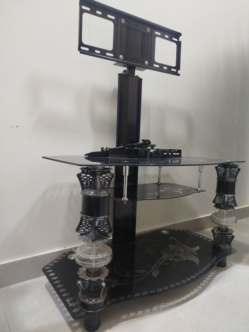 Tubli, Appliances, BHD 15,  Tv Stand For Sale