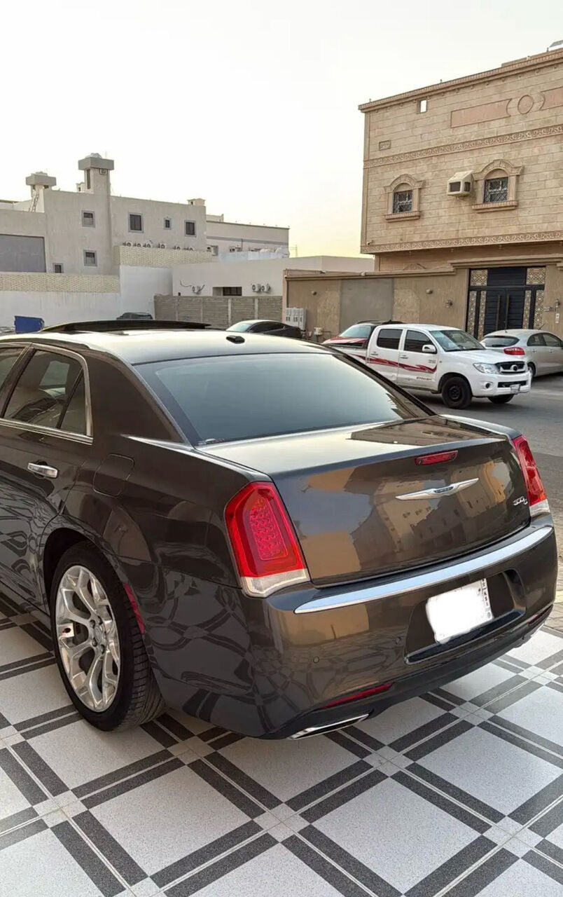 Khobar, Vehicles, Cars & Trucks , SAR 56000,  Chrysler 300C,  2019,  Automatic,  192000 KM,