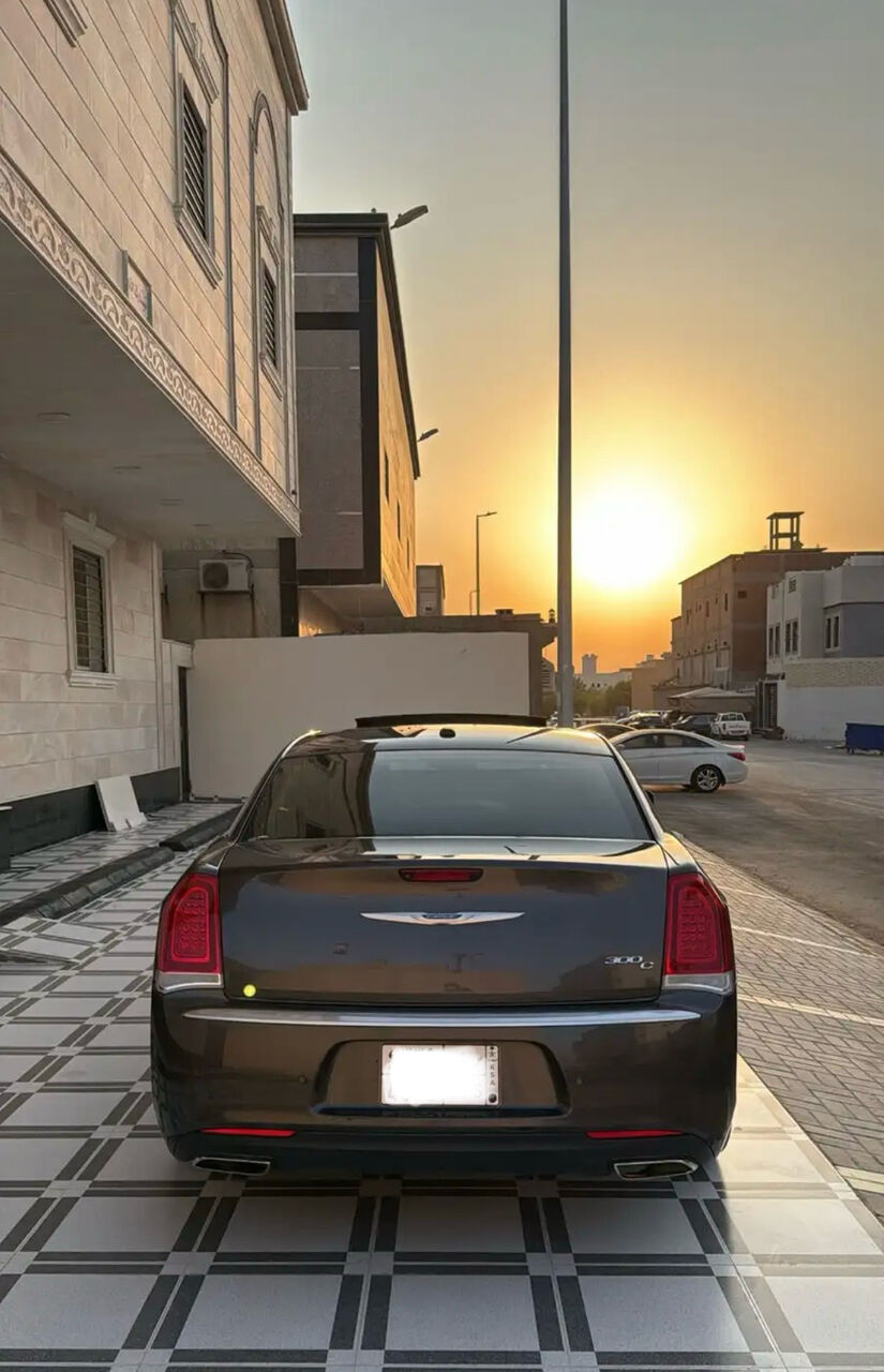 Khobar, Vehicles, Cars & Trucks , SAR 56000,  Chrysler 300C,  2019,  Automatic,  192000 KM,