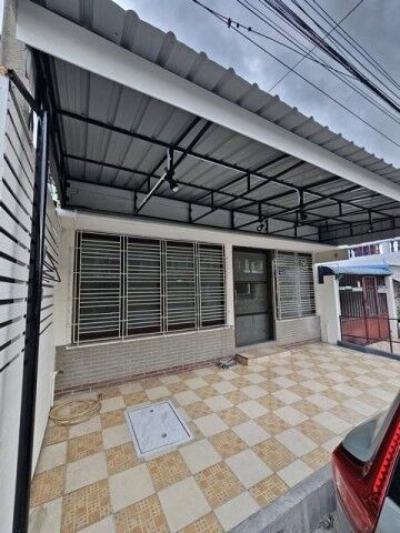 Bangkok, Villas, THB 32000,  0 Sq. Feet,  HR 10433 ให้เช่าทาวน์เฮาส์ 2 ชั้น Renovated ใหม่ 200 ตรม. 