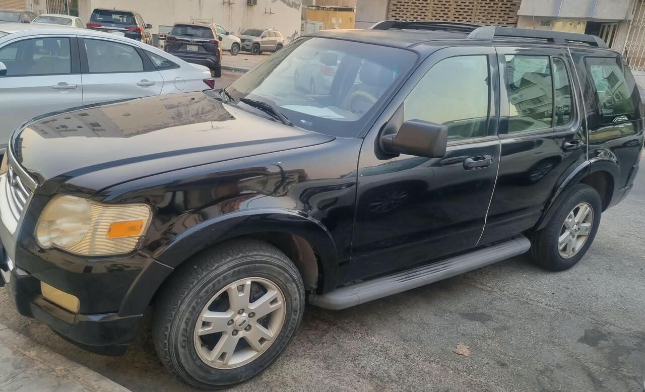 Dammam, Vehicles, Cars & Trucks , SAR 12,  Ford Explorer XLT,  2010,  Automatic,  300000 KM,  URGENT SALE Due To Final Exit,  4x4 SUV Model ,  , 300k KM,