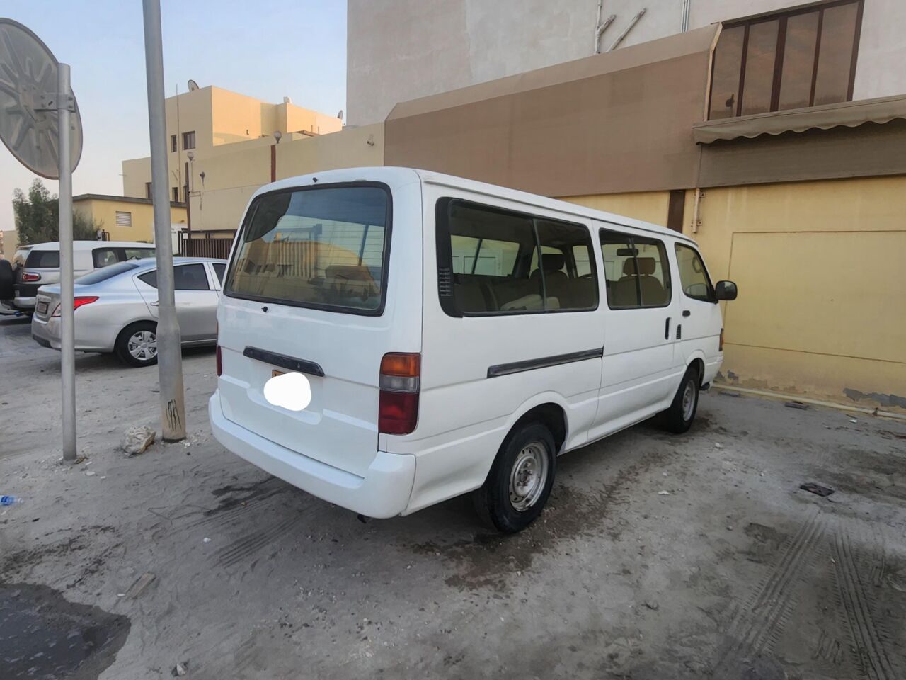 Manama, Vehicles, Cars & Trucks , BHD 1090,  Toyota HIACE 2002,  2002,  Manual,  642000 KM,   (Great Condition)