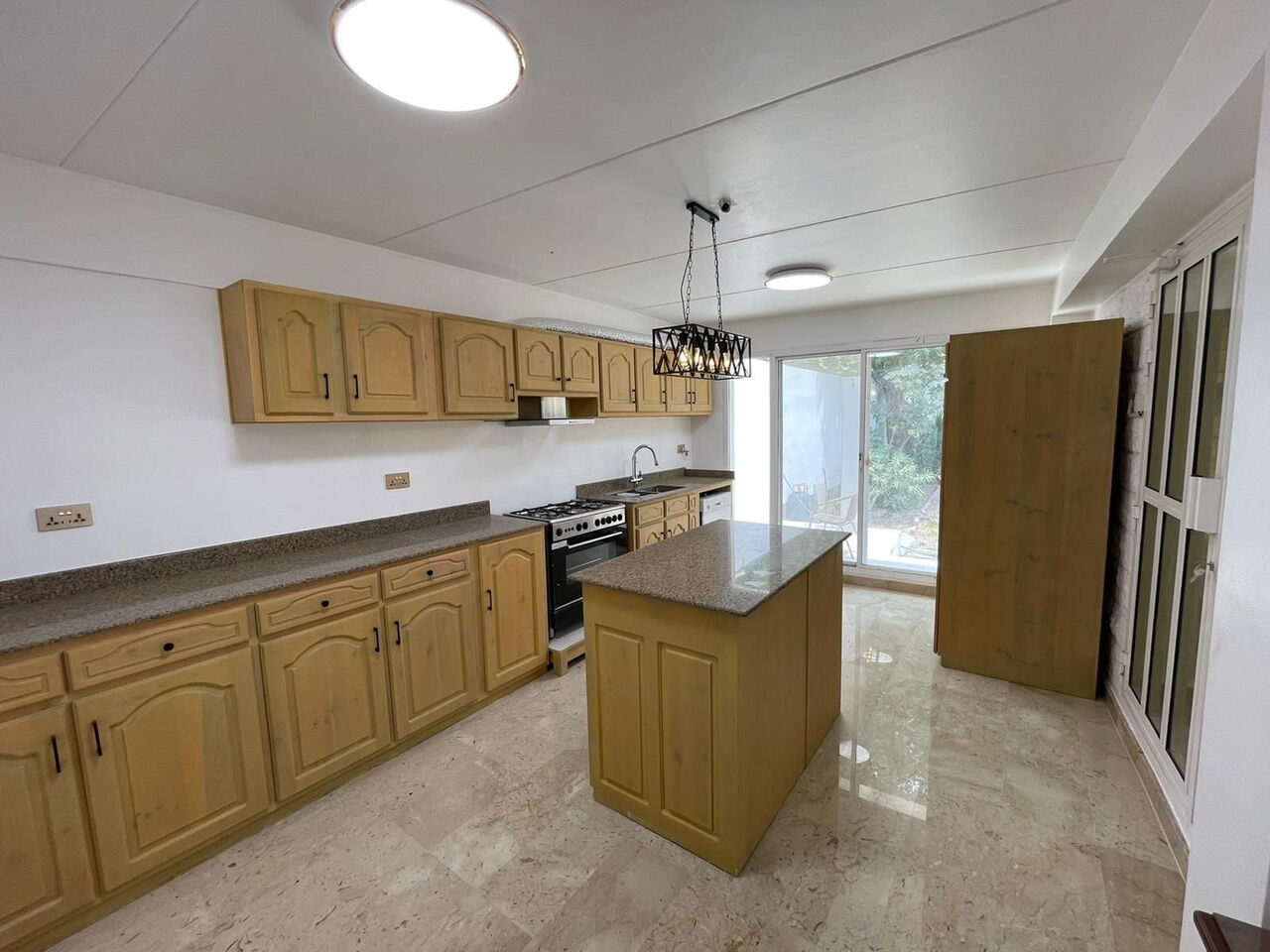 Diraz, Apartments, Flats, Houses & Villas, BHD 500/year,  5 BR,  RENT - ALDIRAZ