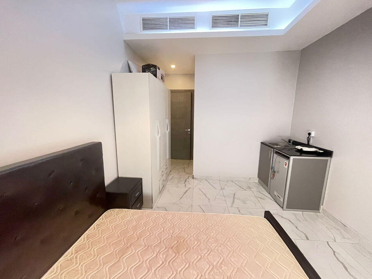 Manama, Apartments, Flats, Houses & Villas, BHD 160/month,  Furnished,  Studio,  Studio Flat FF Im Mahoos 160bd With Ewa