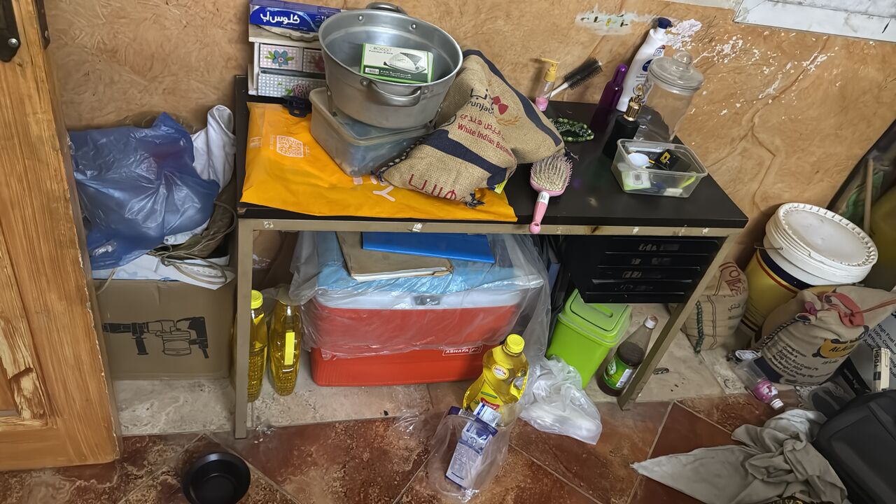 Riyadh, Furniture, SAR 1001000,  House Hold Things