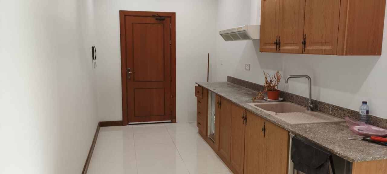 Manama, Apartments, Flats, Houses & Villas, BHD 170/month,  Studio And 1 Bedroom Flat With EWA And ACs