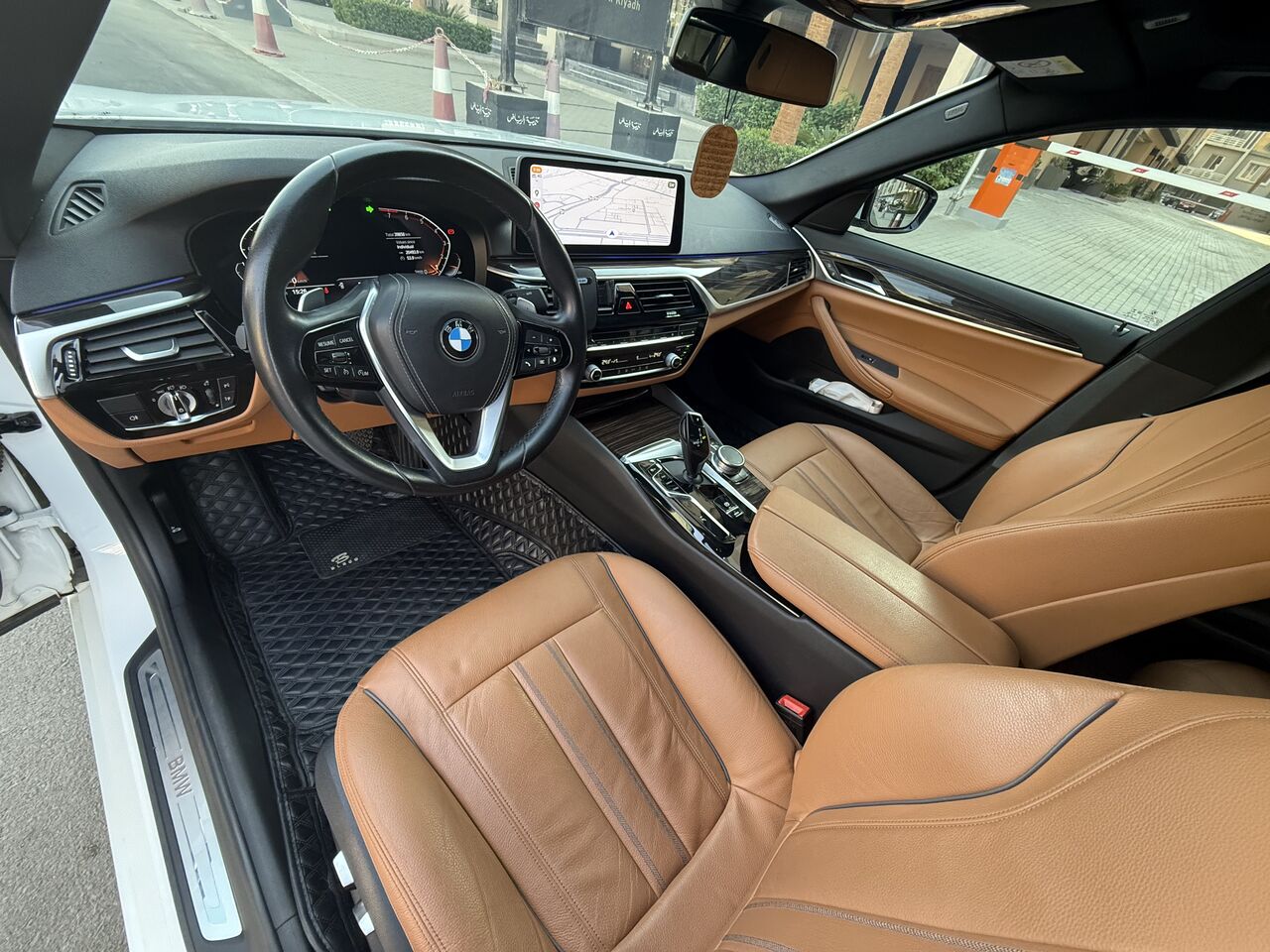 Jeddah, Vehicles, Cars & Trucks , SAR 149000,  Bmw 5 Series 520 Model 2022 LUXURY EDITION,  2022,  Automatic,  43000 KM,  Excellent Condition Amazing Car At The Best Price BMW 520i Luxury Edition