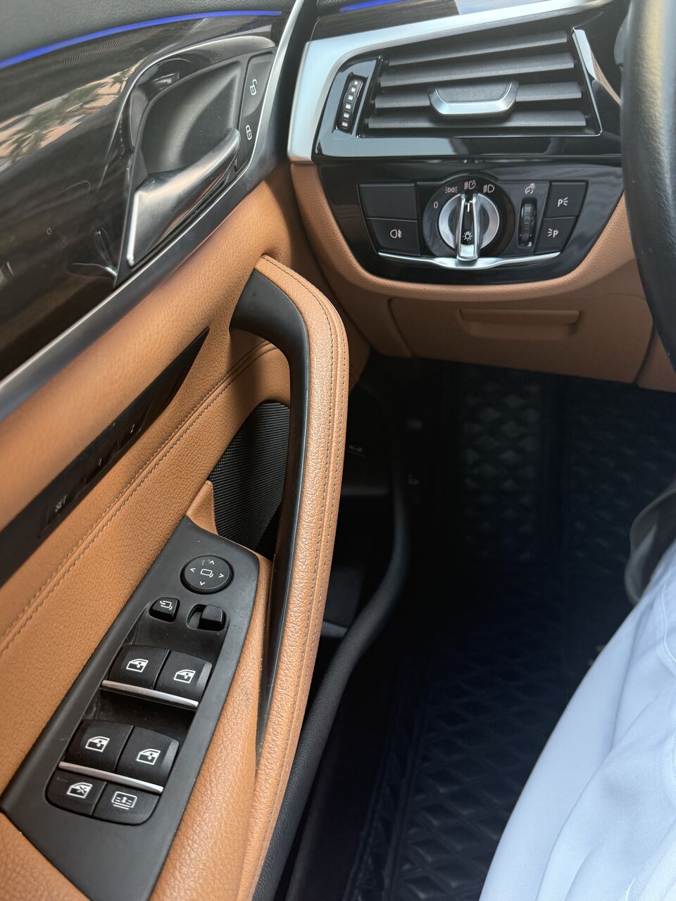 Jeddah, Vehicles, Cars & Trucks , SAR 149000,  Bmw 5 Series 520 Model 2022 LUXURY EDITION,  2022,  Automatic,  43000 KM,  Excellent Condition Amazing Car At The Best Price BMW 520i Luxury Edition