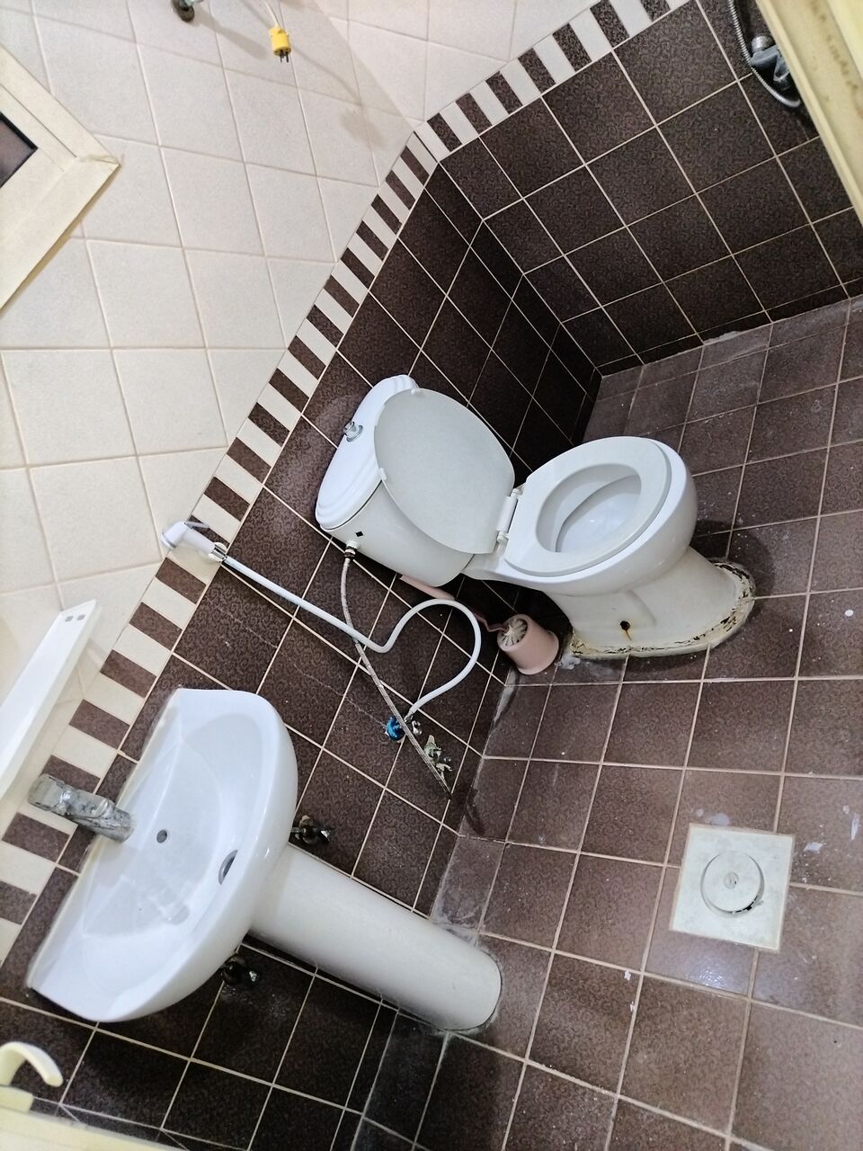 Khobar, Apartments, Flats, Houses & Villas, SAR 17600/year,  2 BR,  Family Apartment For Rent(Two Rooms, Two Bathrooms, A Kitchen.