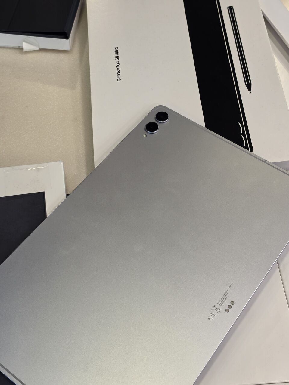 Dammam, Mobile Phones, SAR 4500,  Galaxy Tab S11 Ultra 512 GB Keyboard