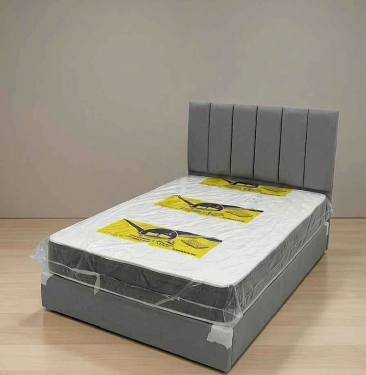 Jeddah, Furniture, SAR 5,  New Premium Quality Medium Size Bed 3 Door Wardrobe And Dressing Table Available