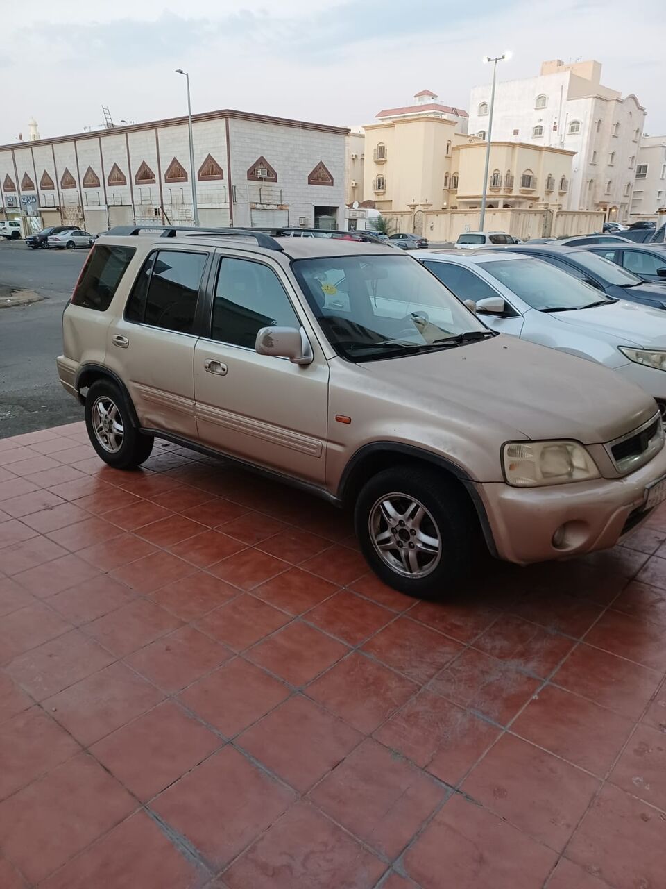 Jeddah, Vehicles, Cars & Trucks , SAR 10000,  Honda CR-V,  2000,  Automatic,  400000 KM,  Honda CRV Price Negotiable 4 Cylinders