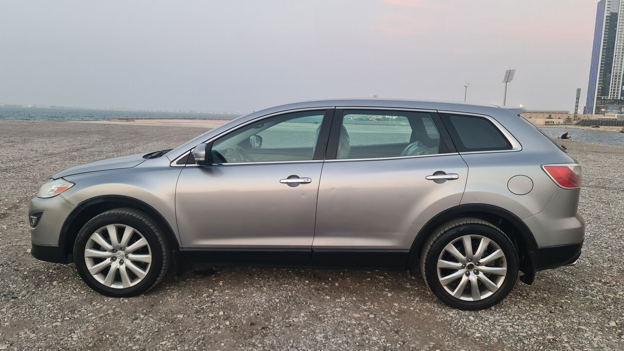 Juffair, Vehicles, Cars & Trucks , BHD 1450,  Mazda CX-09,  2010,  Automatic,  175000 KM,  Mazda CX-9 Full Option Instalments Option Available