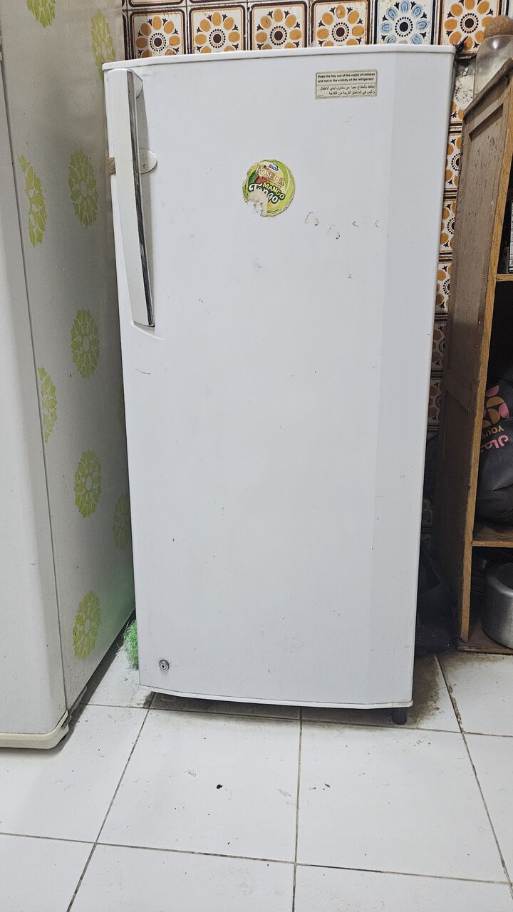 Riyadh, Household Items, SAR 350,  Washing Machine (deawoo)LG Fridge,gas Cylinder And Stove