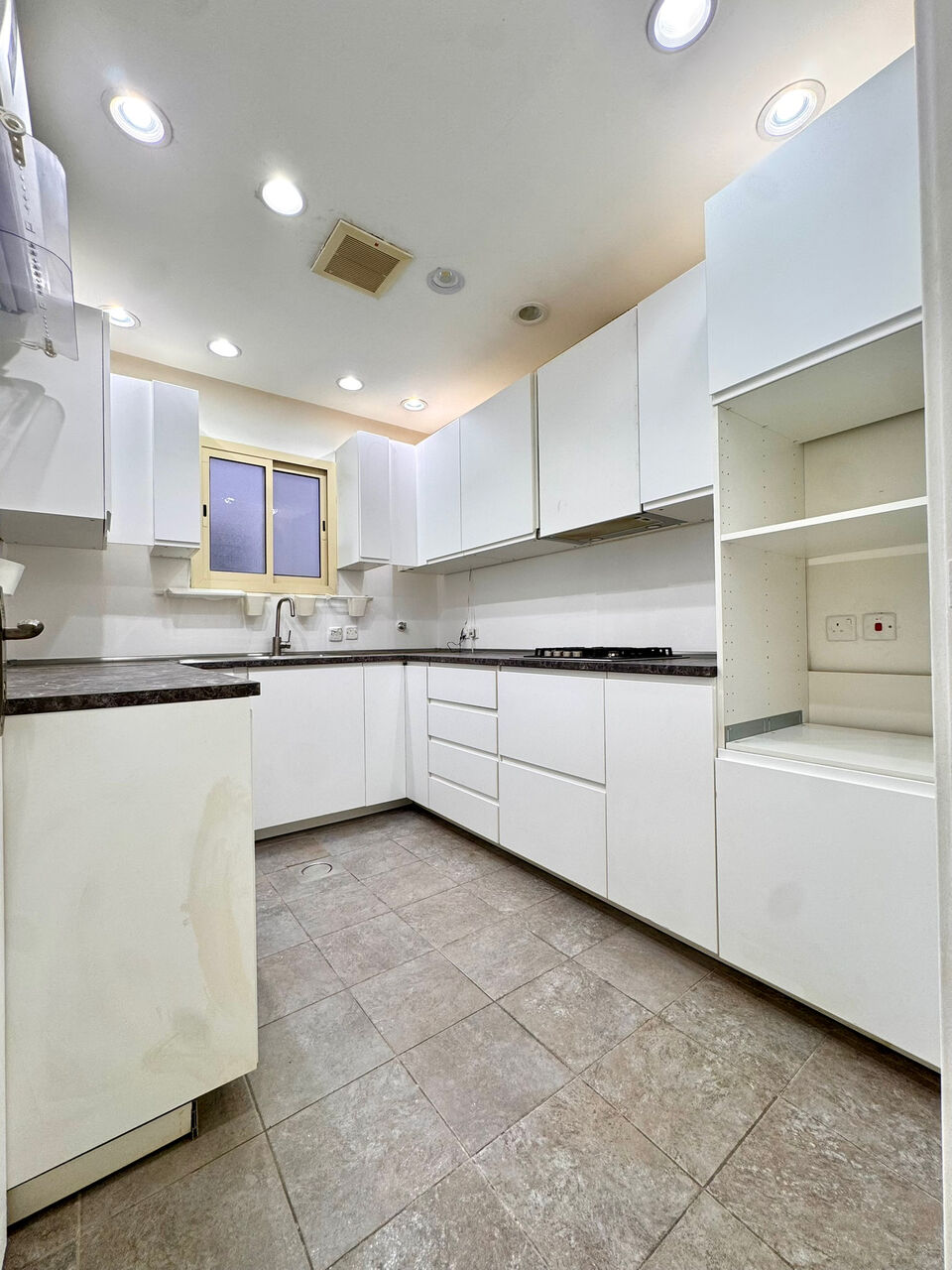 Hittin, Apartments, Flats, Houses & Villas, SAR 70000/year,  3 BR,  Family Apartment For Rent | Hittin District North Riyadh