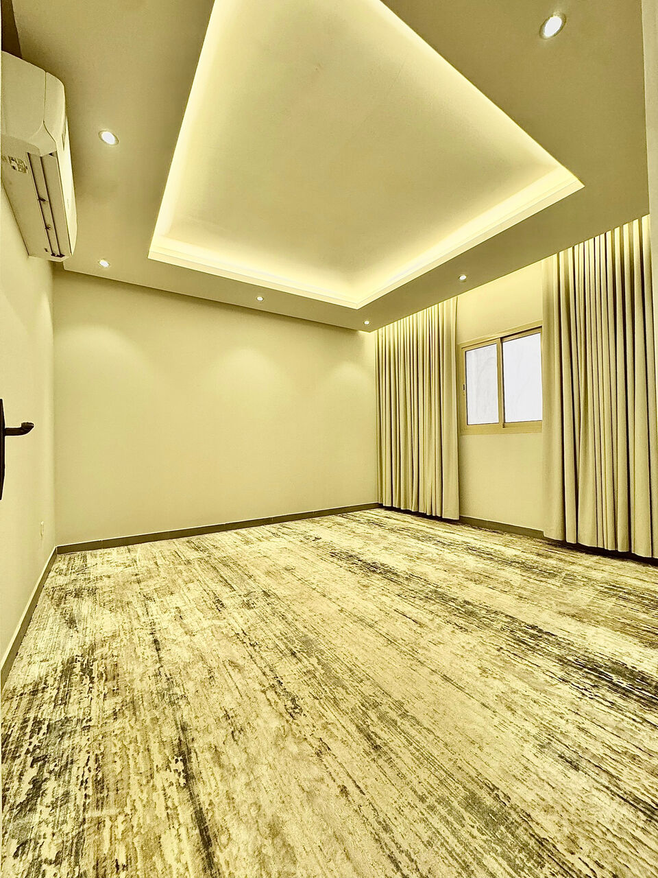 Hittin, Apartments, Flats, Houses & Villas, SAR 70000/year,  3 BR,  Family Apartment For Rent | Hittin District North Riyadh