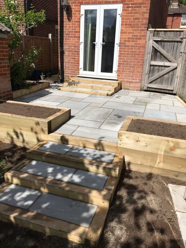 Southampton, Heavy Equipment, Practical Fencing And Garden Structures For Southampton Homes