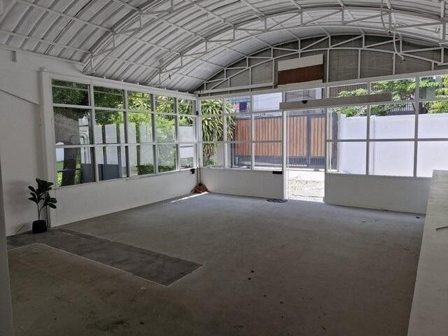 Bangkok, Villas, THB 30000,  1 Sq. Feet,  ให้เช่า พื้นที่ขนาด 91 ตารางเมตร ริมถน
