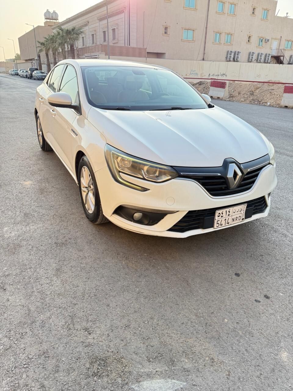 Al Aziziyah, Vehicles, Cars & Trucks , SAR 19500,  Renault Megane,  2018,  Automatic,  173000 KM,  SAR 19500, , , , 172000 KM,