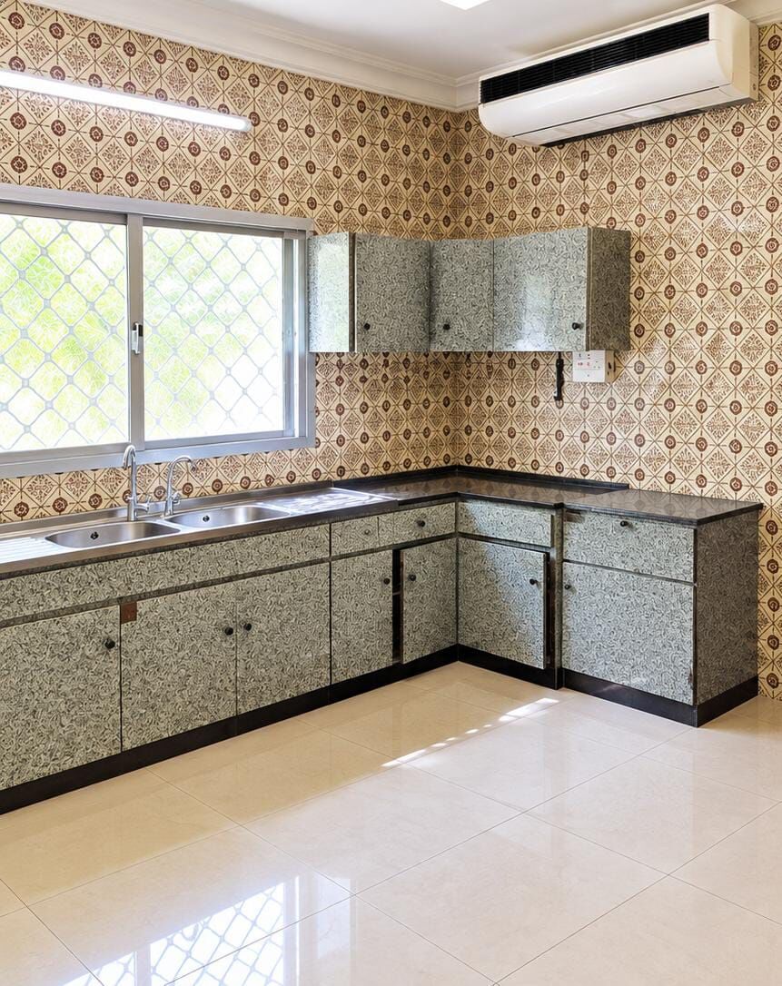Manama, Villas, BHD 450,  5BR Unfurnished Private Villa For Rent In Salahiya