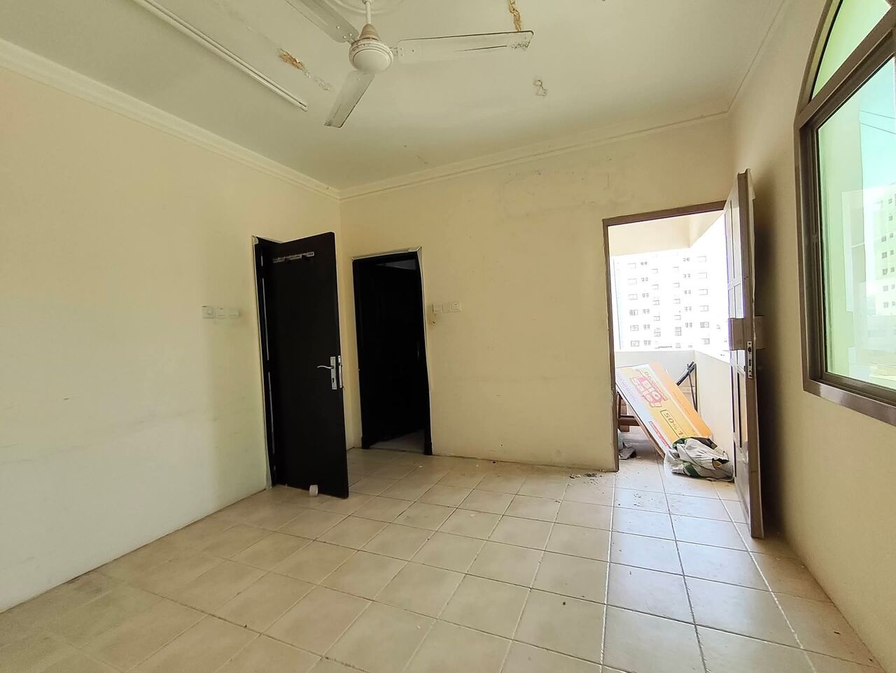 Manama, Apartments, Flats, Houses & Villas, BHD 220/year,  2 BR,  Um Al Hassam:- 2Bhk Unfurnished Flat On Rent With Ewa..