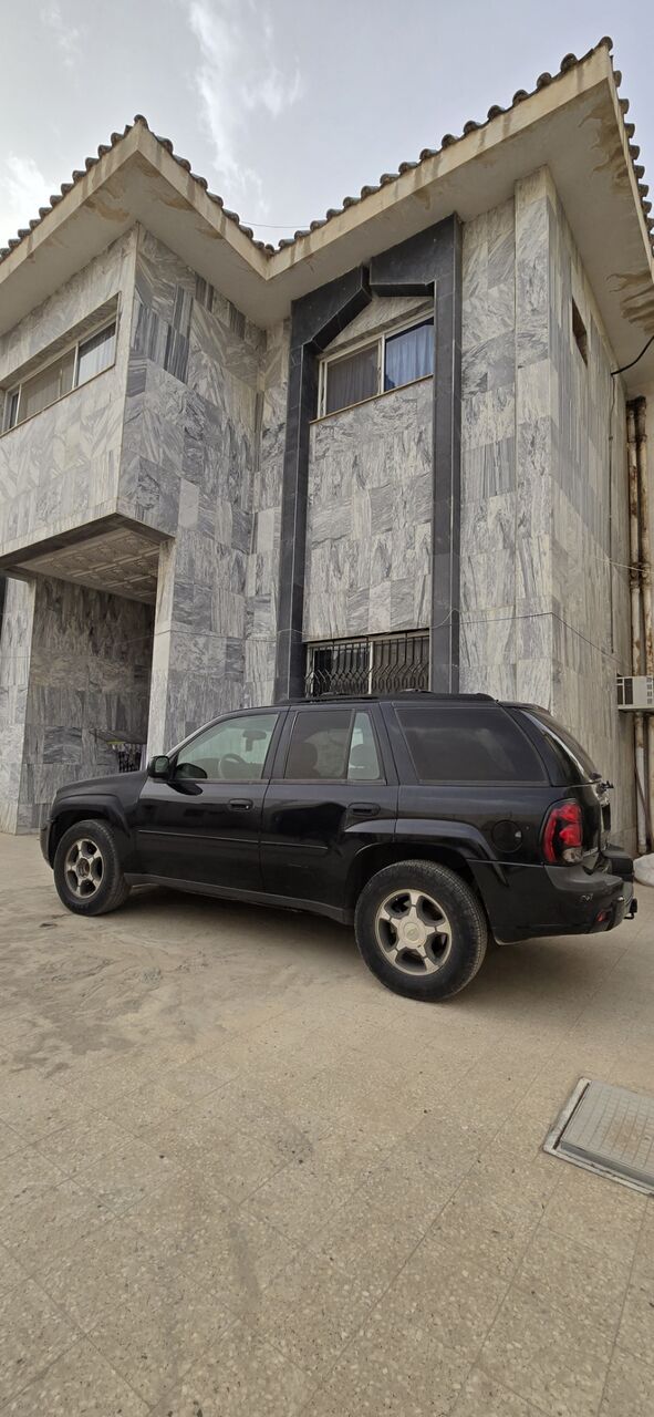 Riyadh, Vehicles, Cars & Trucks , SAR 10000,  Chevrolet Trailblazer,  2007,  Automatic,  225450 KM,  Black Trial Blazer For Sale - 10,000/- Sar