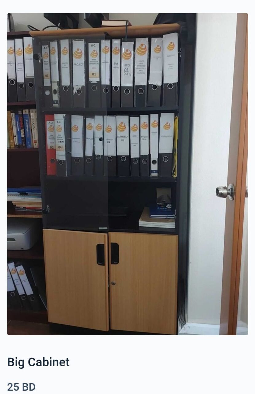 Manama, Furniture, BHD 20,  Used Office Furnitures For Sale Starting From 20bd