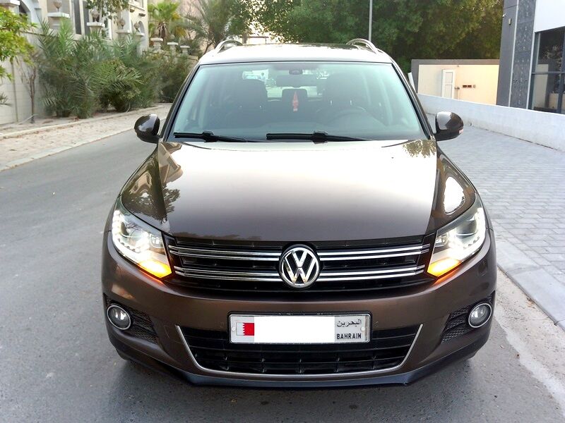 Zinj, Vehicles, Cars & Trucks , BHD 1950,  Volkswagen Tiguan,  2012,  Automatic,  177500 KM,   FULL OPTION FOR SALE